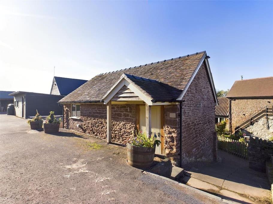 Wagtail Lodge Foy 外观 照片