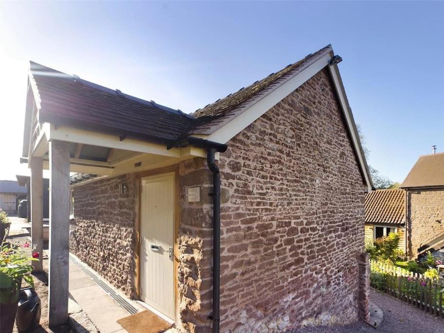 Wagtail Lodge Foy 外观 照片